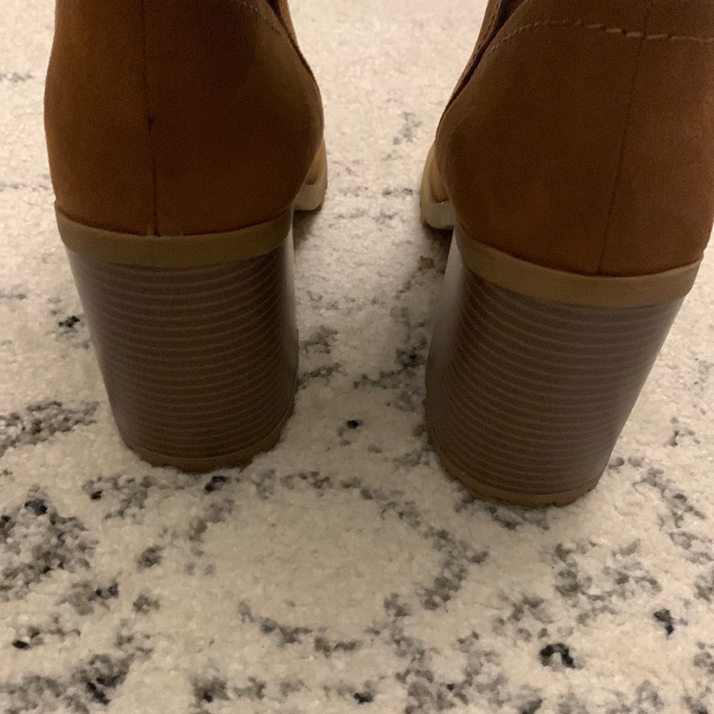 Booties - Picture 5 of 6